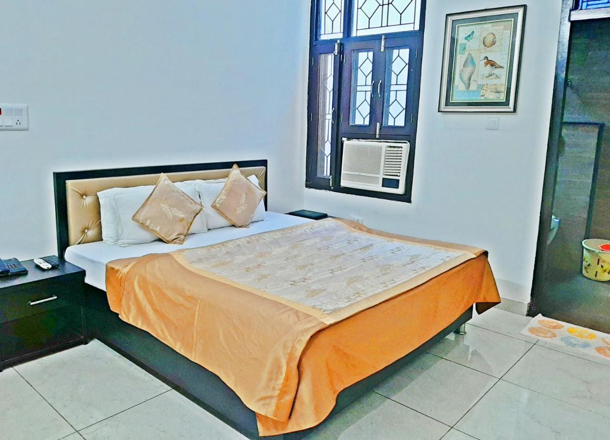 Bindiram Express By Shrigo Hotels Sitapur Muafi Exterior foto